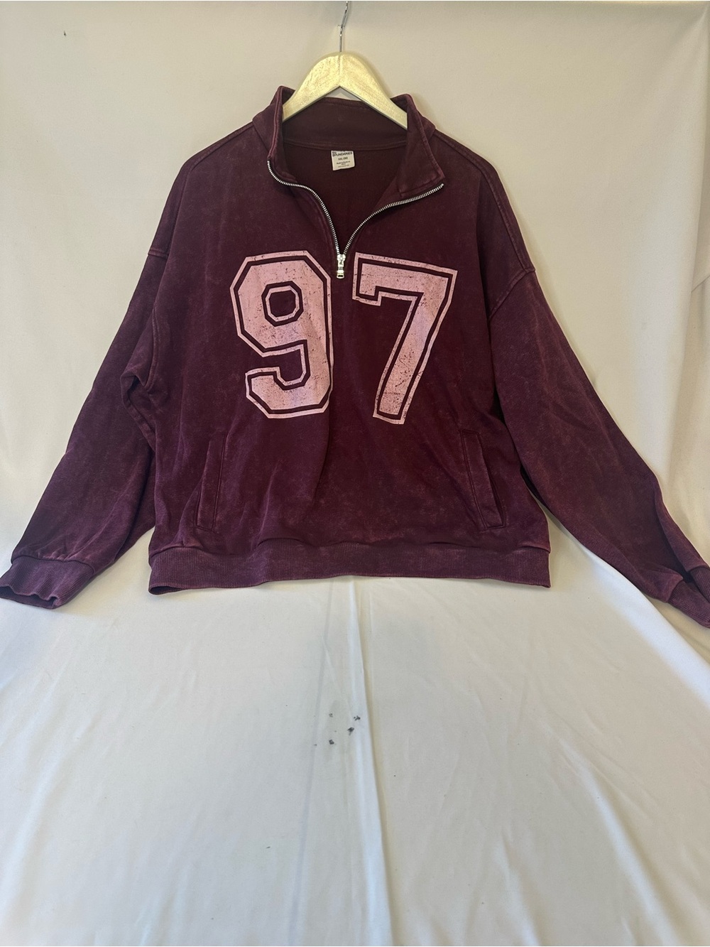 No Boundaries Burgundy Sweatshirt-Style Joggers with Pink '97' Graphic